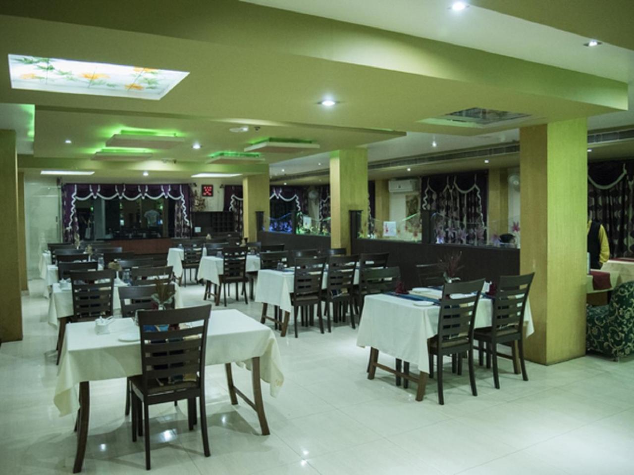 Hotel Sunshine Baharampur 외부 사진