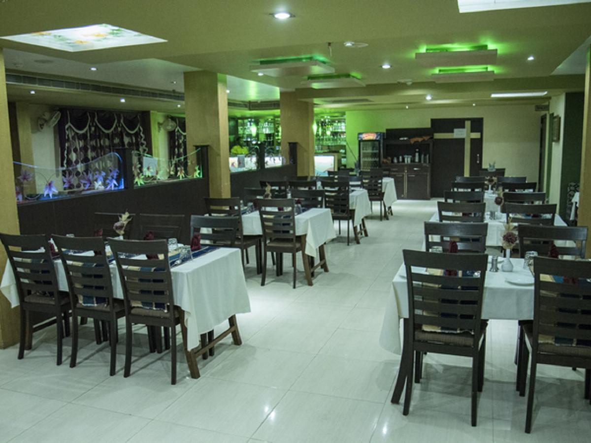 Hotel Sunshine Baharampur 외부 사진
