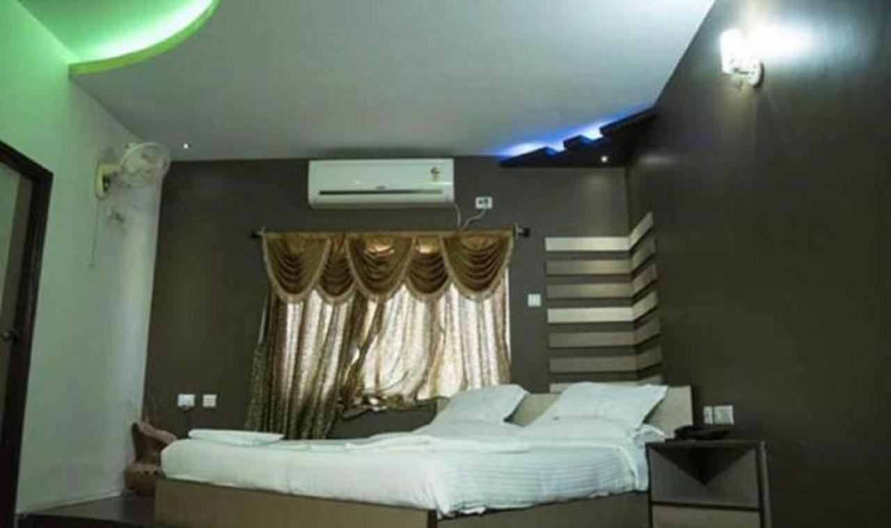 Hotel Sunshine Baharampur 외부 사진